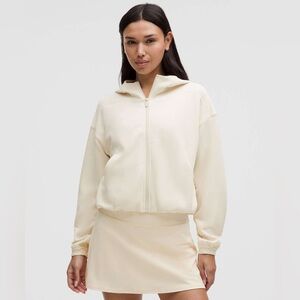 Lululemon Softstreme Full-Zip Hoodie
Light Ivory size 4